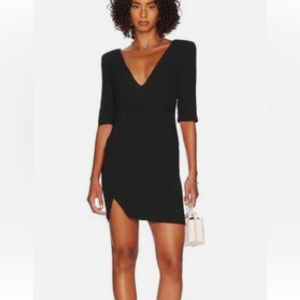 ✔️#20 BNWT LITA by Ciara Black Sculptural Mini Dress